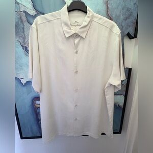 Tommy Bahama Off-White Men's Button Down Shirt - washable sillk.